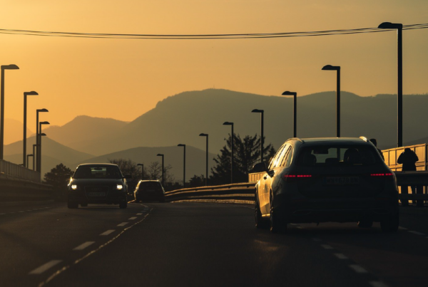 Driving at dusk. Daylight savings car crashes