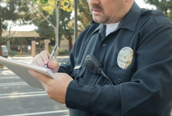 Police Officer making a report