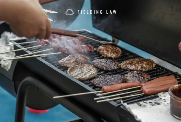Tailgate bbq grill