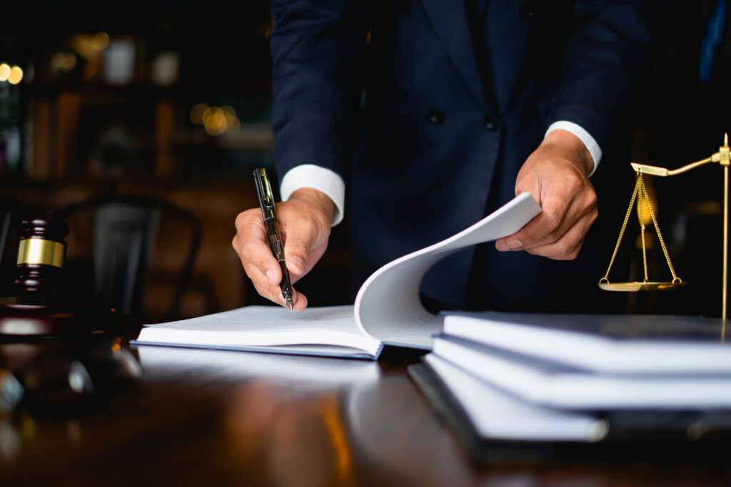 What Is the Difference Between a Lawyer and an Attorney?